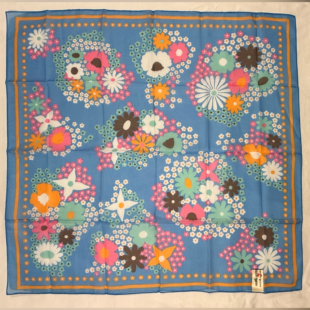 Vintage Made in Italy Floral Scarf Blue Mod Daisy 25” Square Cottagecore